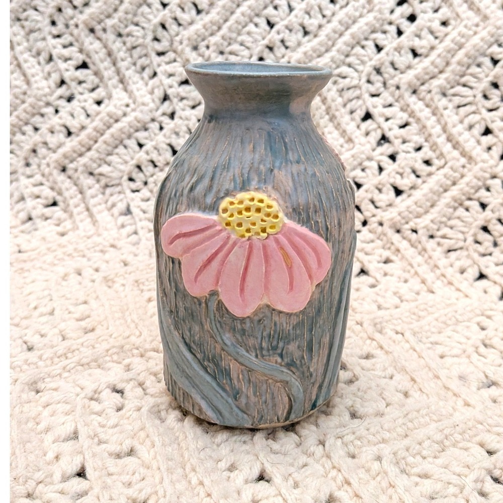 Studio Pottery Bud Vase Hand‎ Crafted Blue Pink Floral Signed RB 4.5 Inch